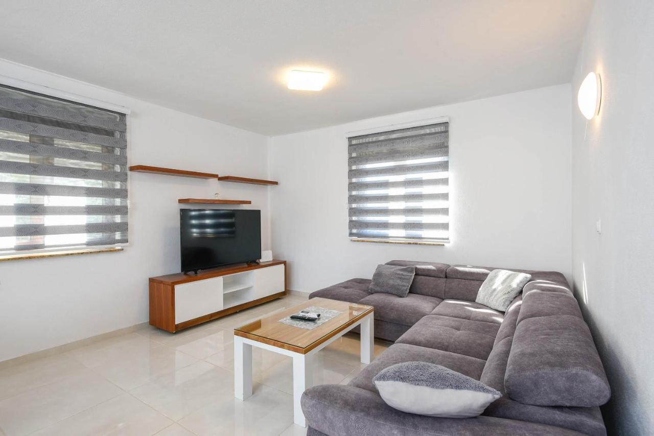 אורביץ Lidija Apartmani מראה חיצוני תמונה